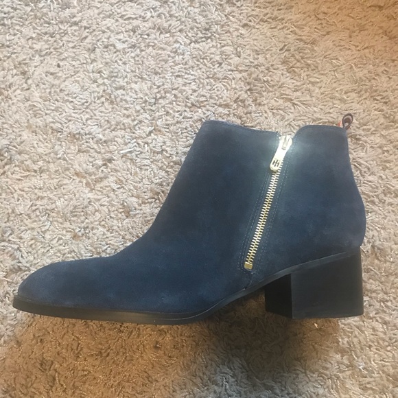 tommy hilfiger blue suede boots